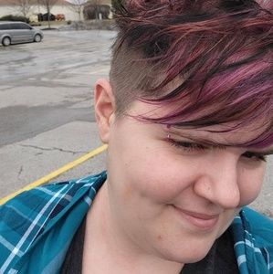 Meet your Posher, Heidi